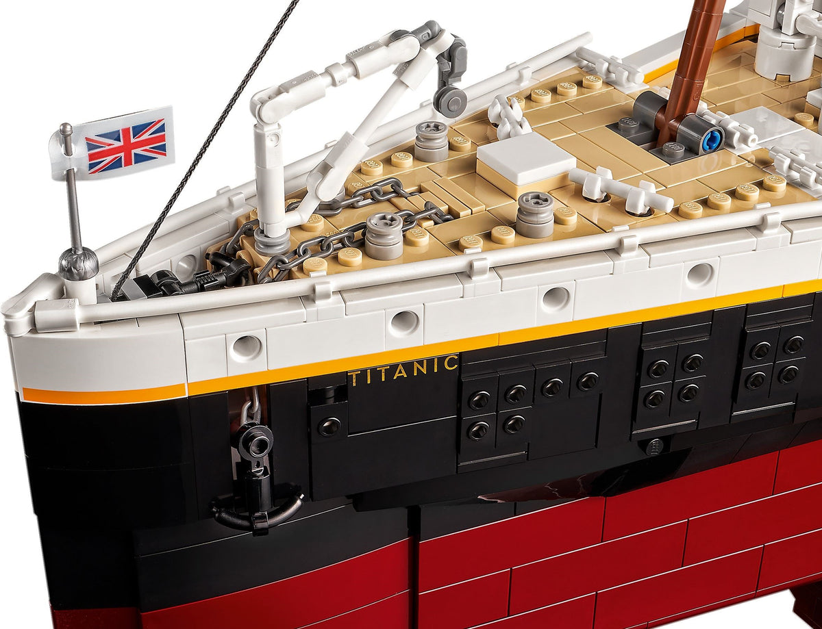 LEGO Icons 10294 Titanic
