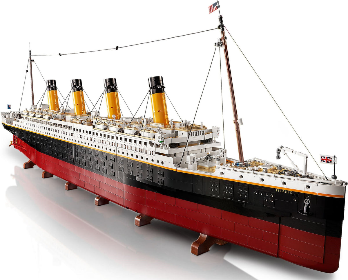 LEGO Icons 10294 Titanic