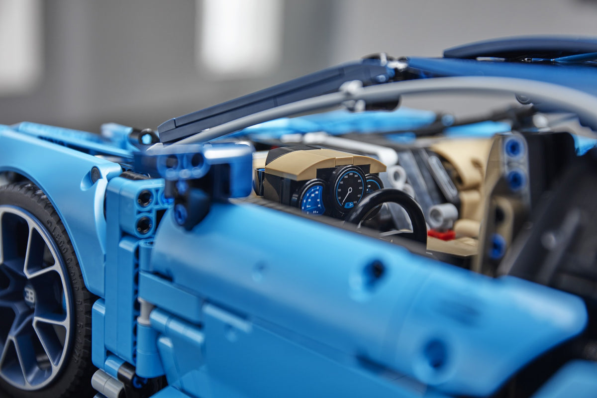 LEGO Technic 42083 Bugatti Chiron