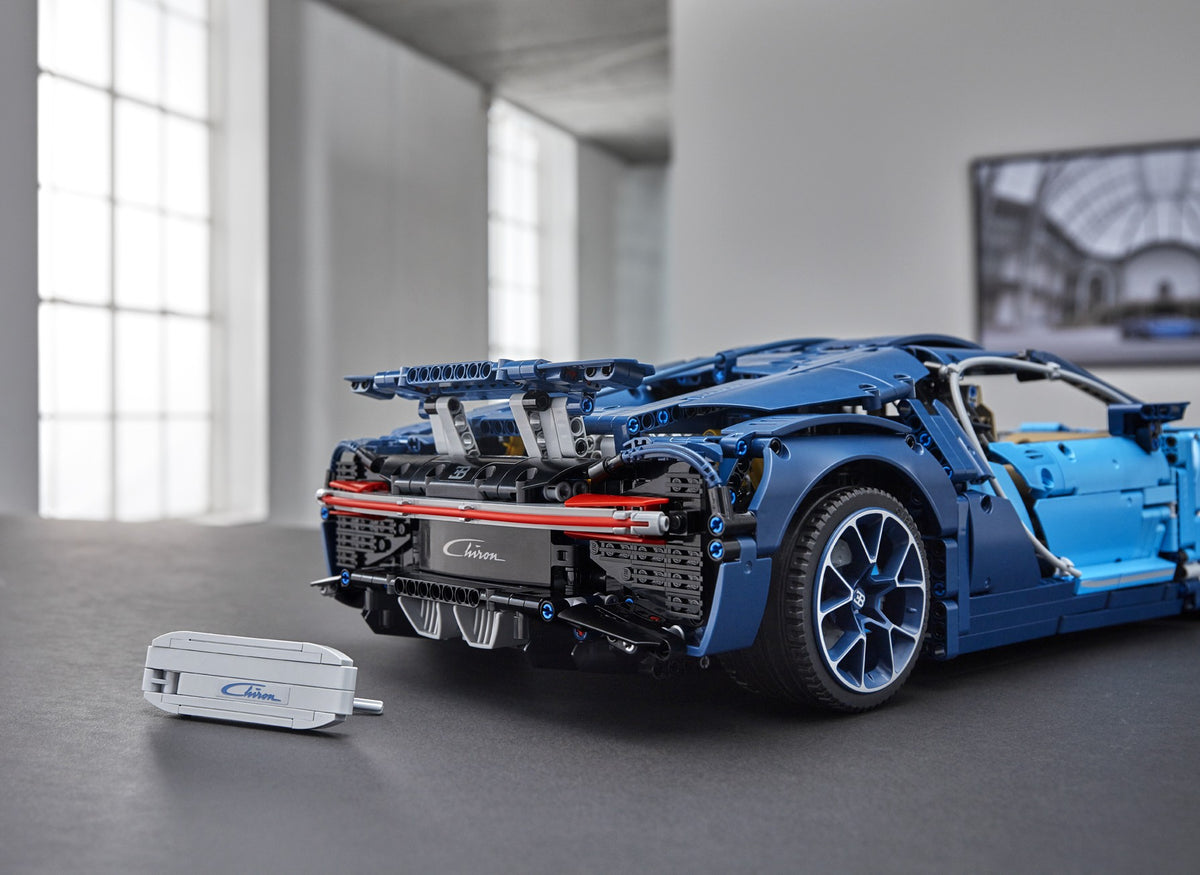 LEGO Technic 42083 Bugatti Chiron