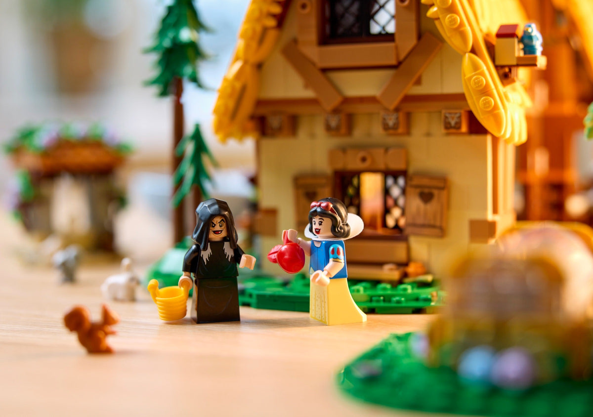 LEGO Disney 43242 Die Hütte von Schneewittchen und den sieben Zwergen