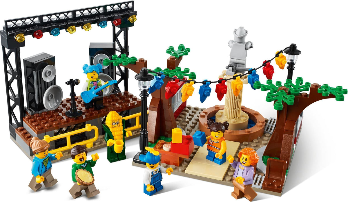 LEGO City 60271 Stadtplatz