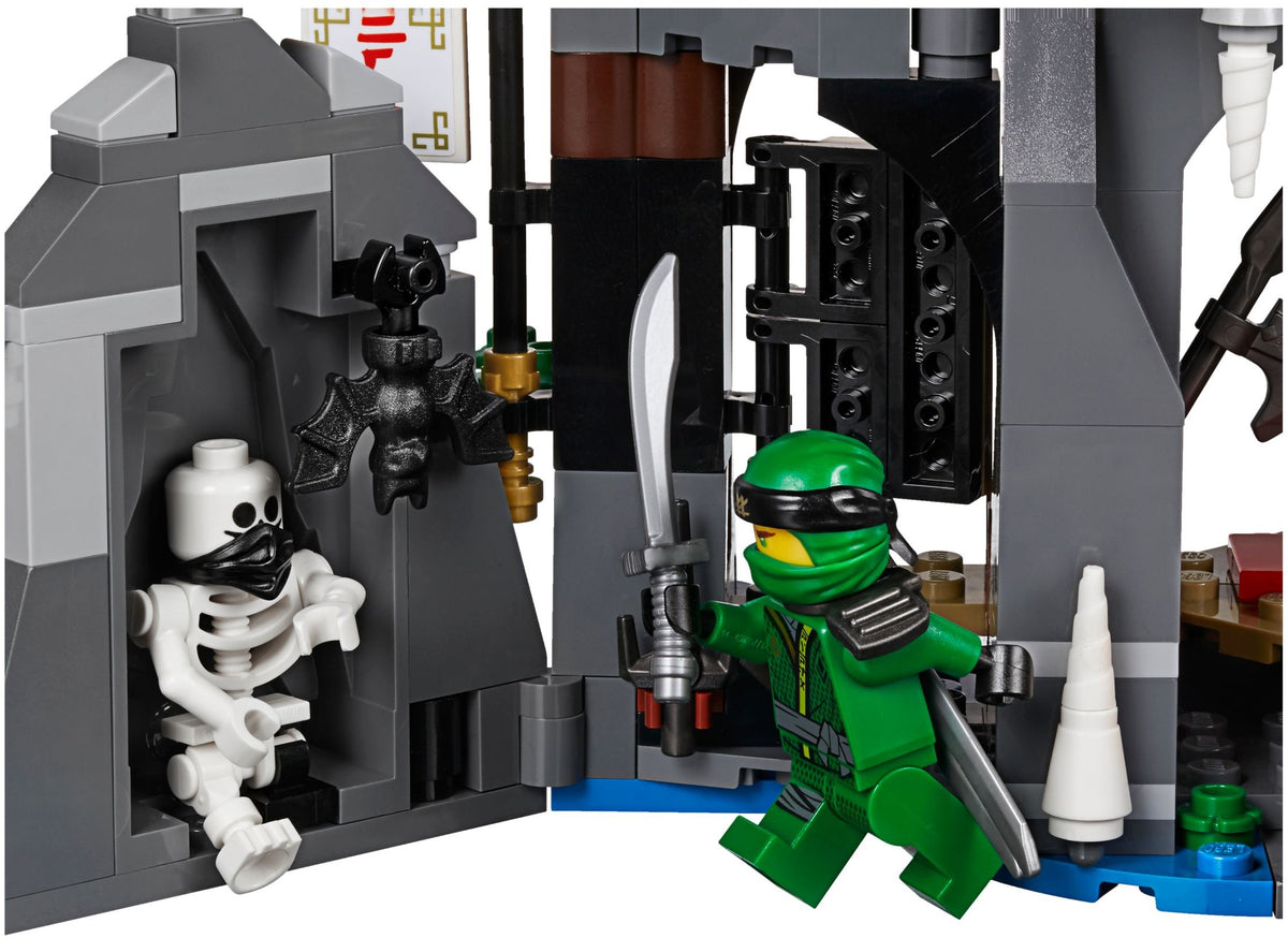 LEGO Ninjago 70643 Tempel der Auferstehung