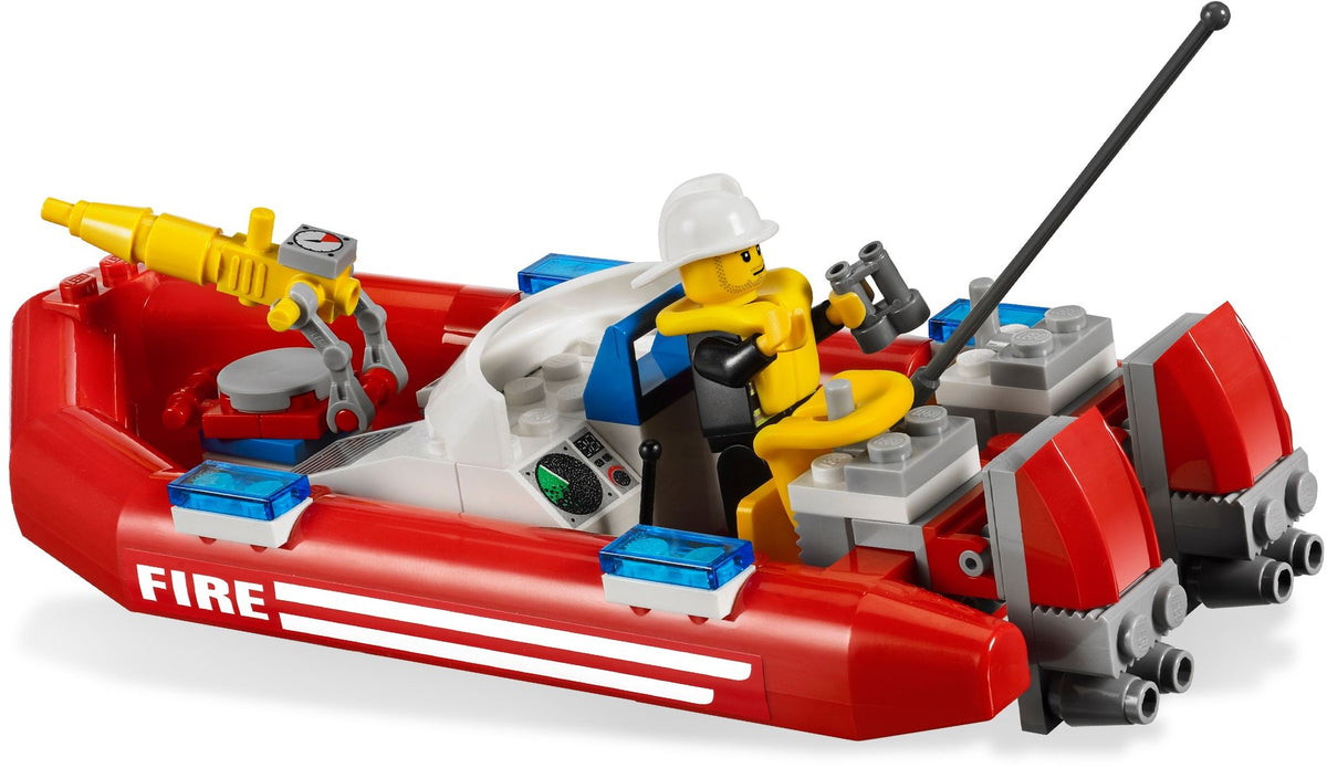 LEGO City 7213 Feuerwehr-Truck mit Löschboot