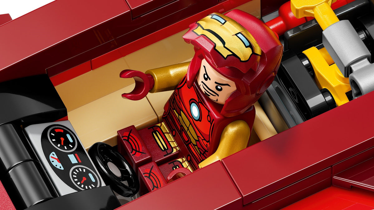 LEGO DC Super Heroes 76310 Iron Man Auto und Black Panther vs. Red Hulk