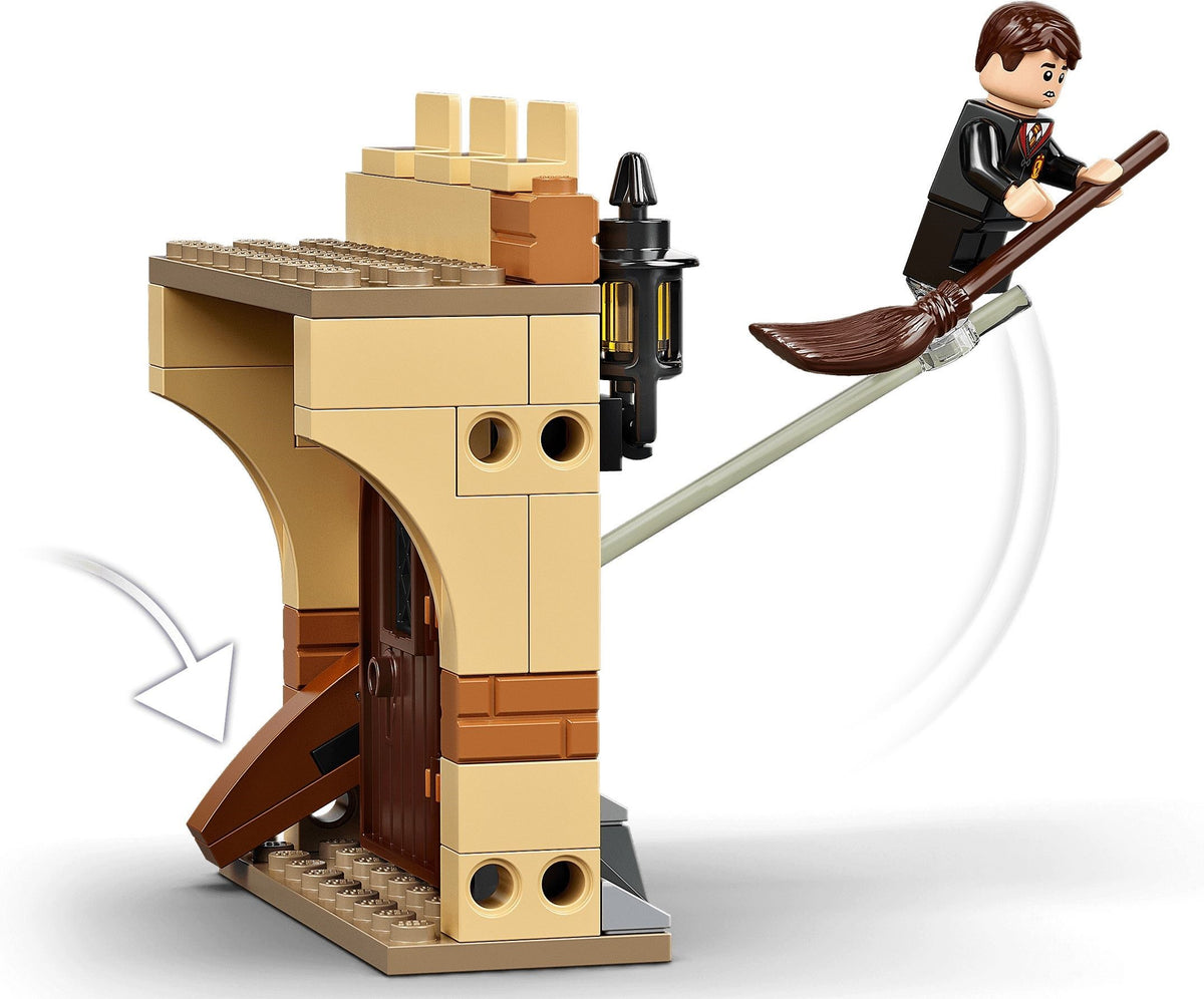 LEGO Harry Potter 76395 Hogwarts Erste Flugstunde