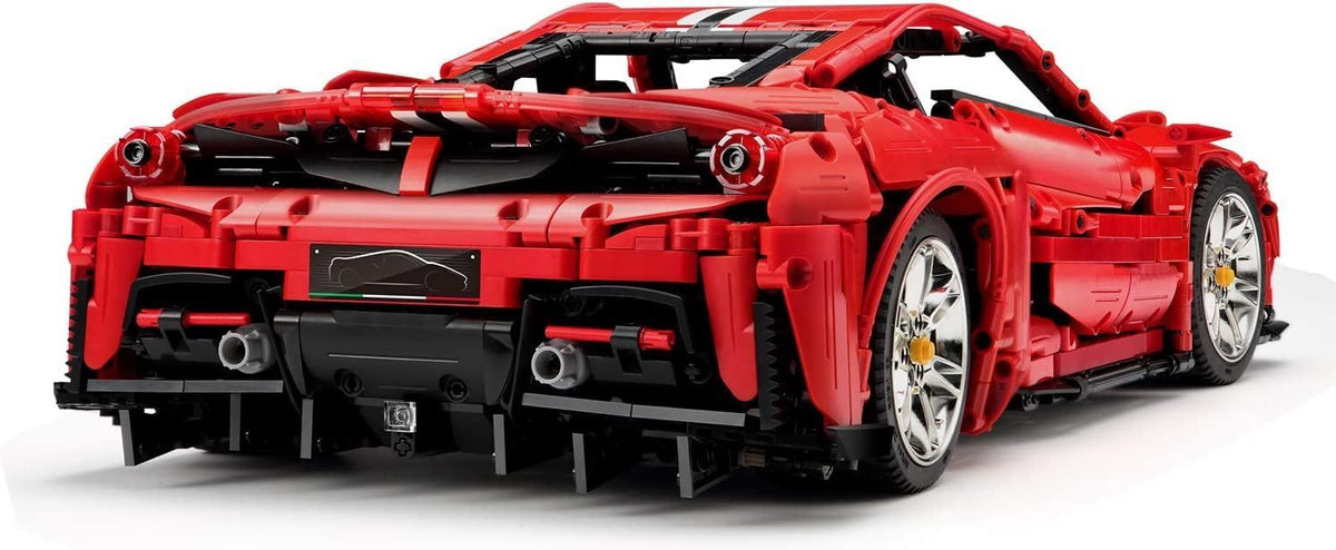 CaDA C61043W MASTER Italian Super Car rot 1:8