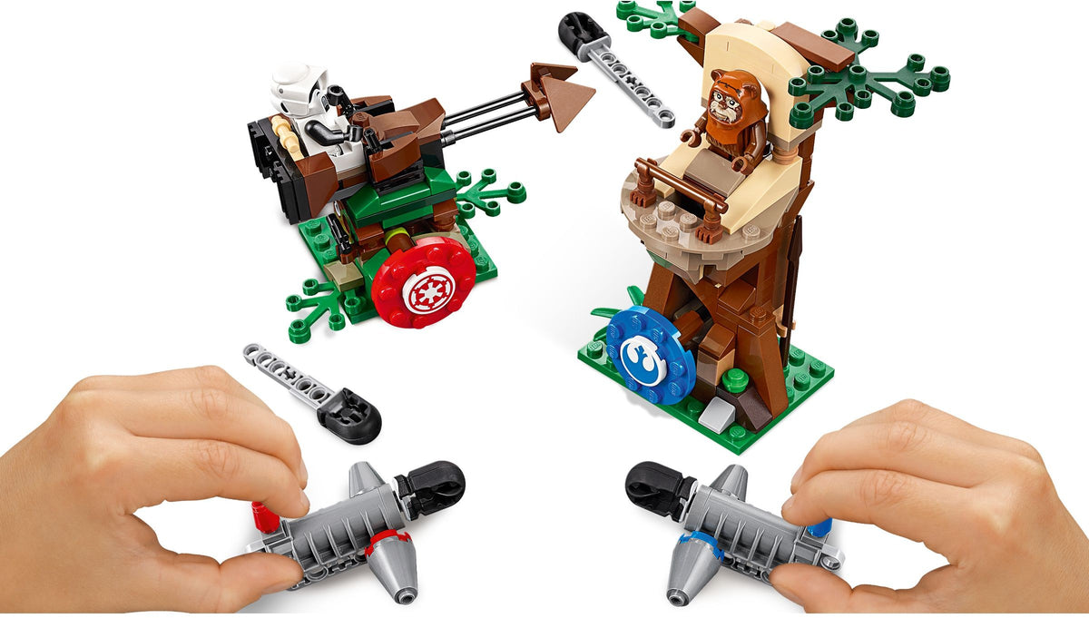 LEGO Star Wars 75238 Action Battle Endor Attacke